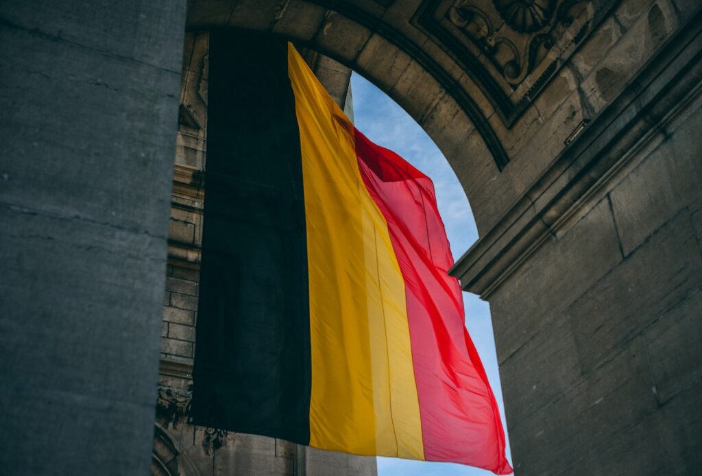 Comprehensive guide on how to apply for a Belgium Schengen visa online. Step-by-step guide for a smooth application process